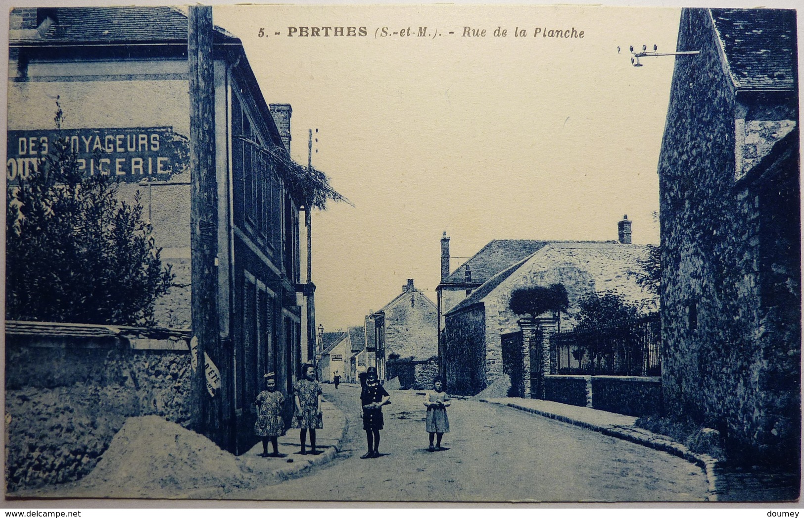 RUE DE LA PLANCHE - PERTHES - Perthes