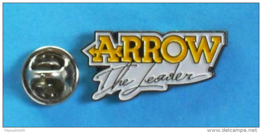 1 PIN'S  //   ** ARROW ** THE LEADER ** - Autres & Non Classés