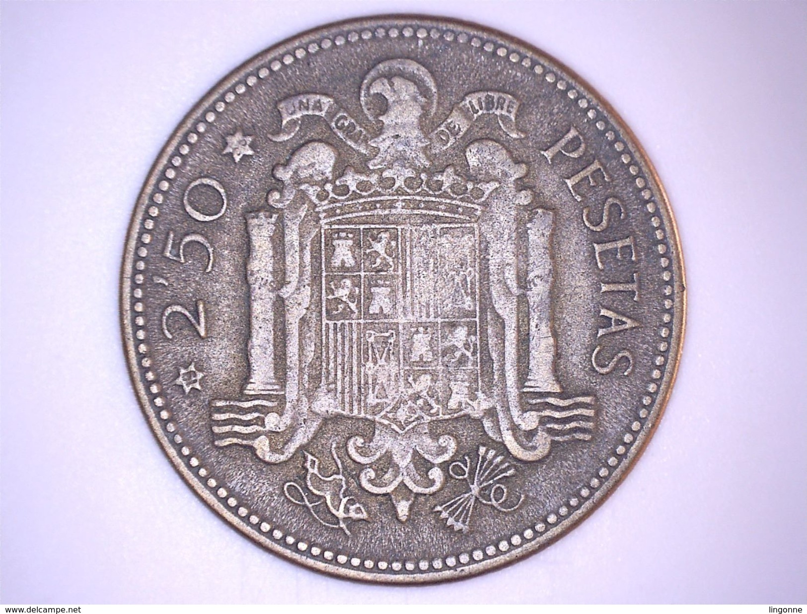 ESPAGNE / SPAIN 2,50 PESETAS 1953 ( *56 ) ETOILE 56 - 2 Pesetas