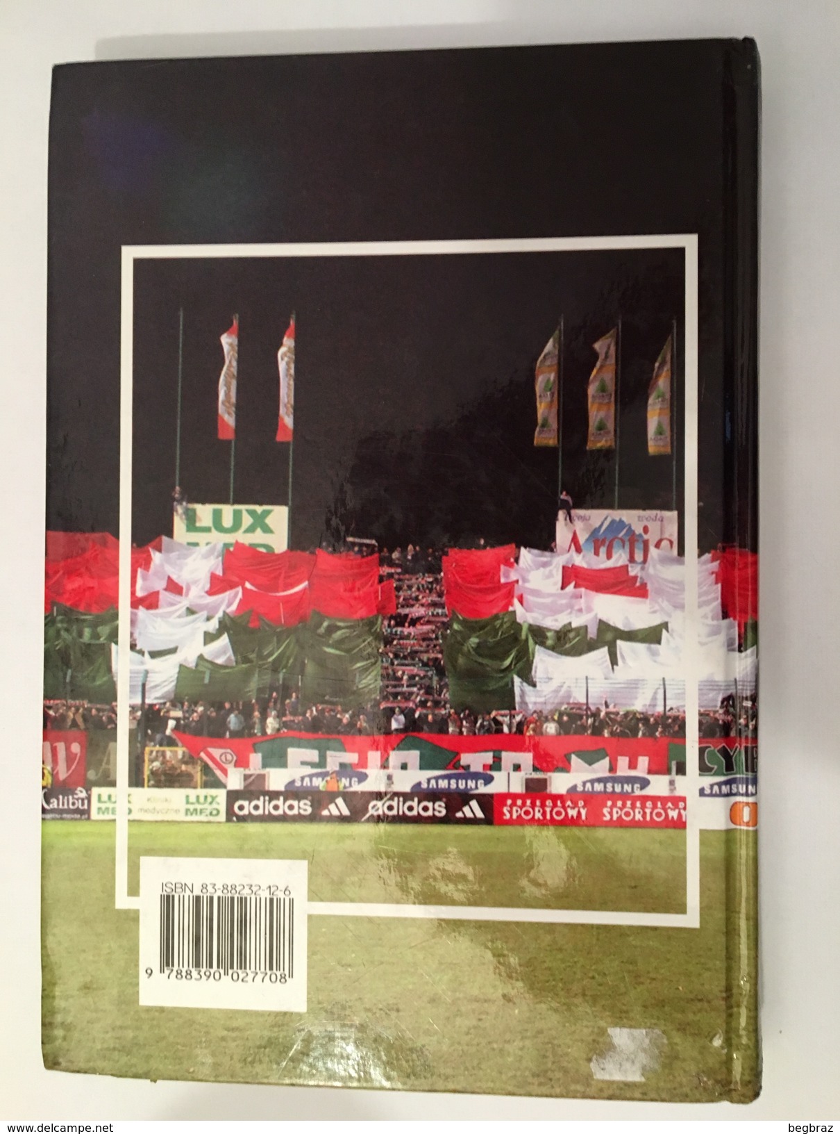 LIVRE EN POLONAIS 280 PAGES LEGIA TO POTEGA  KOLEKJJA KLUBOW  FOOTBALL - Livres