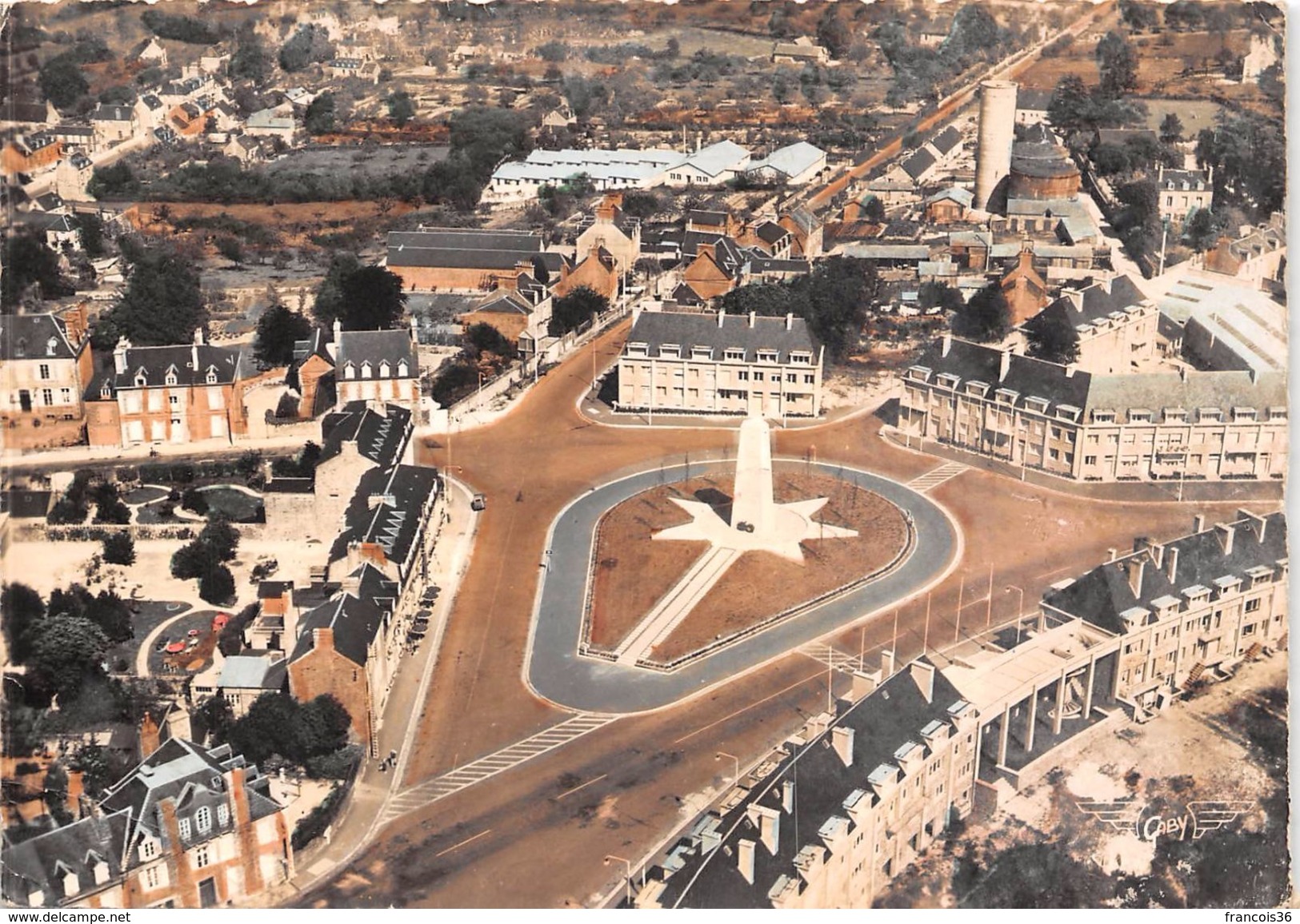 Lot de 690 CPSM de France - Années 50 à 80 - lot partiellement scanné - bon état