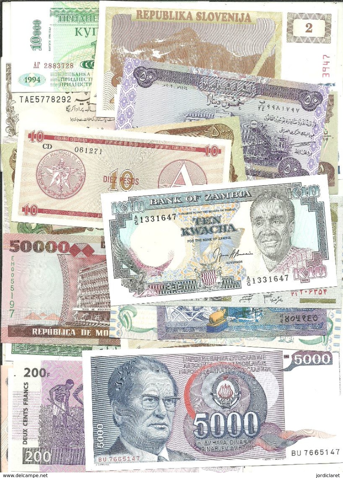 300 DIFERENTS BANKNOTES OF THE WORLD QUALITY UNC   ////// BILLETES DIFERENTES SIN CIRCULAR - Mezclas - Billetes