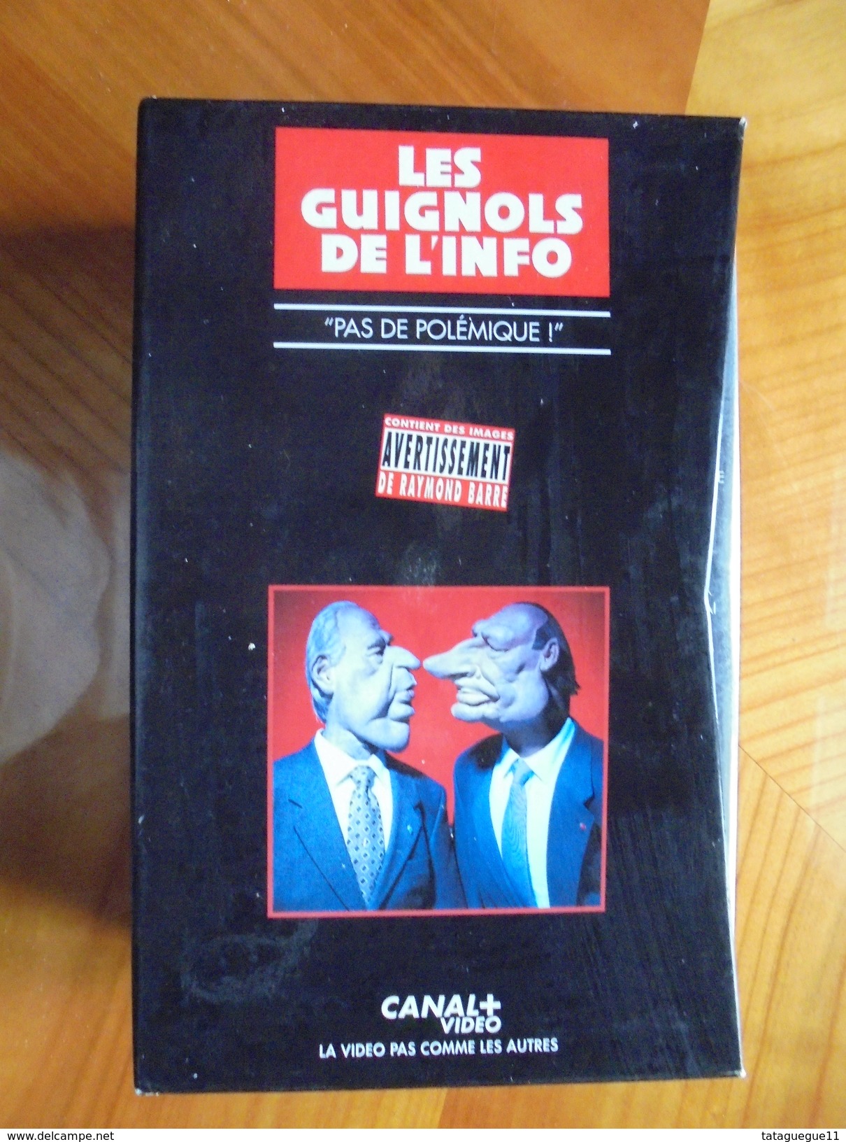 Coffret Cassettes Vidéo LES GUIGNOLS DE L'INFO N° 7/8 "Pas De Polémique" 1995 - Séries Et Programmes TV