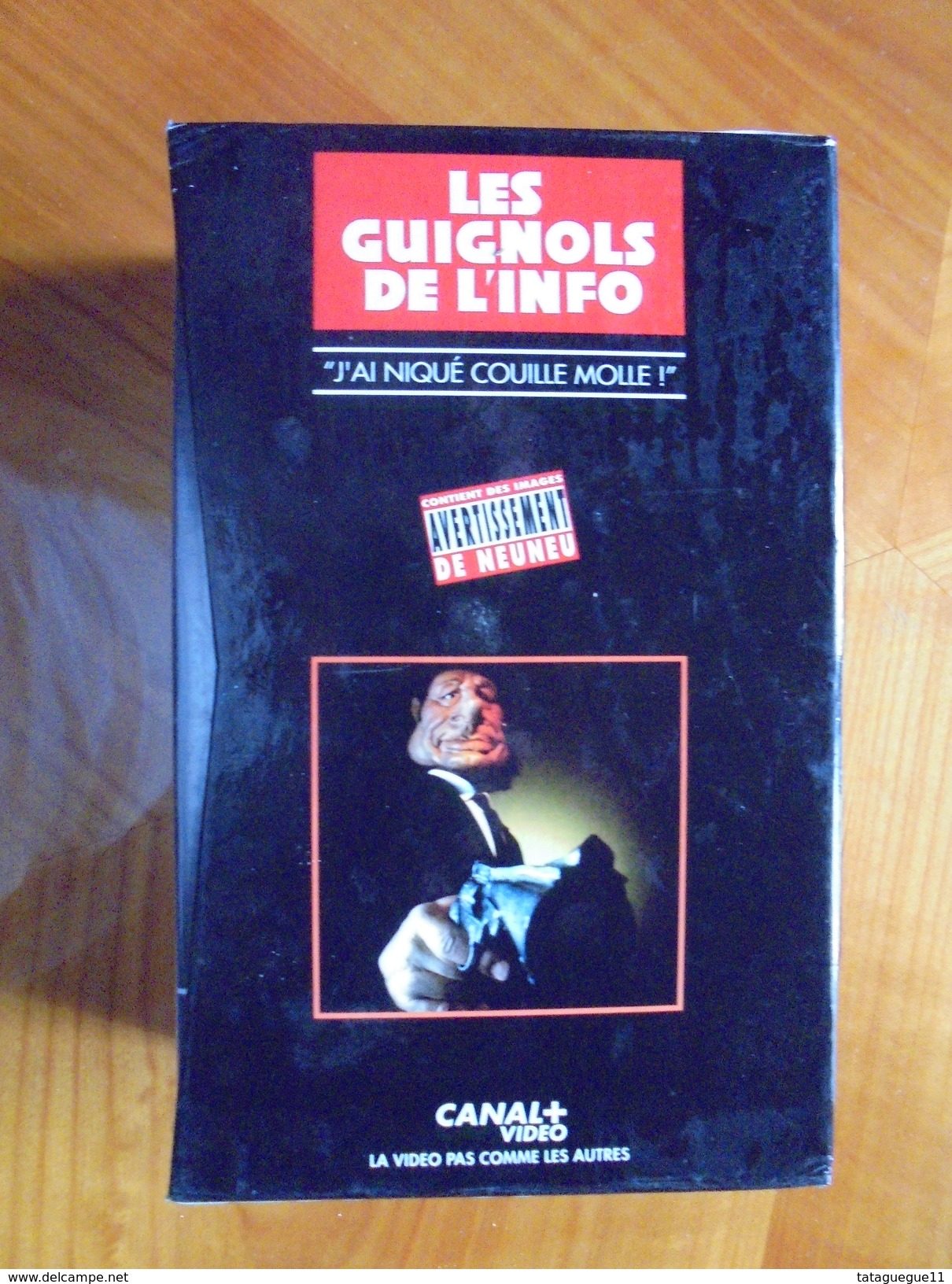 Coffret Cassettes Vidéo LES GUIGNOLS DE L'INFO N° 7/8 "Pas De Polémique" 1995 - Séries Et Programmes TV