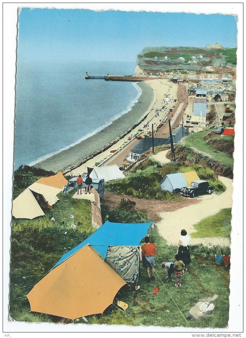 CPSM COLORISEE FECAMP, CAMPING SUR LES FALAISES, CITROEN TUBE HY, TRACTION, PLAGE DEPUIS LES FALAISES, SEINE MARITIME 76 - Fécamp