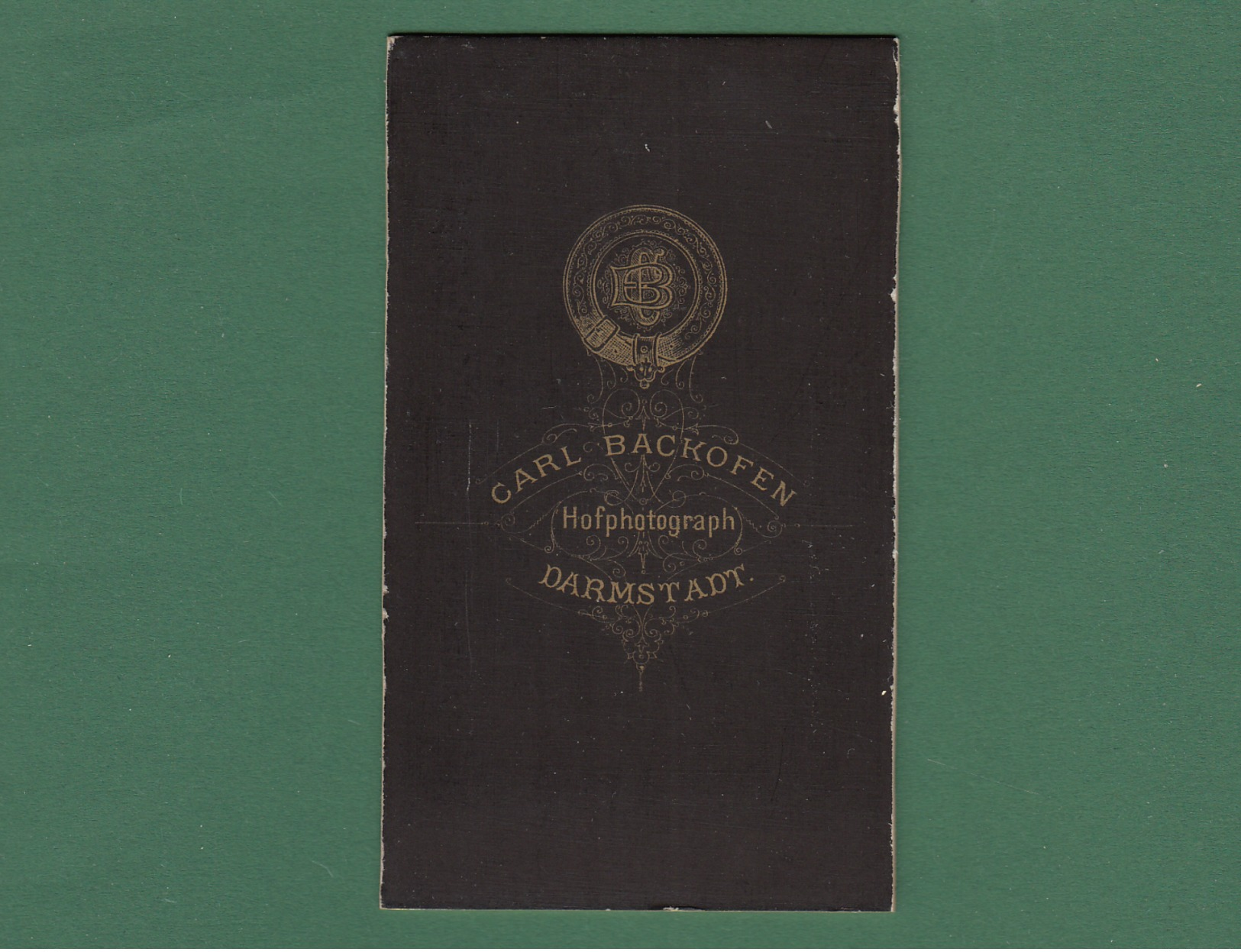 CDV Photo Carl Backofen, Darmstadt - Soldat Offizier Militär Uniform Mit Bart Und Orden Circa 1880er  A419 - Krieg, Militär