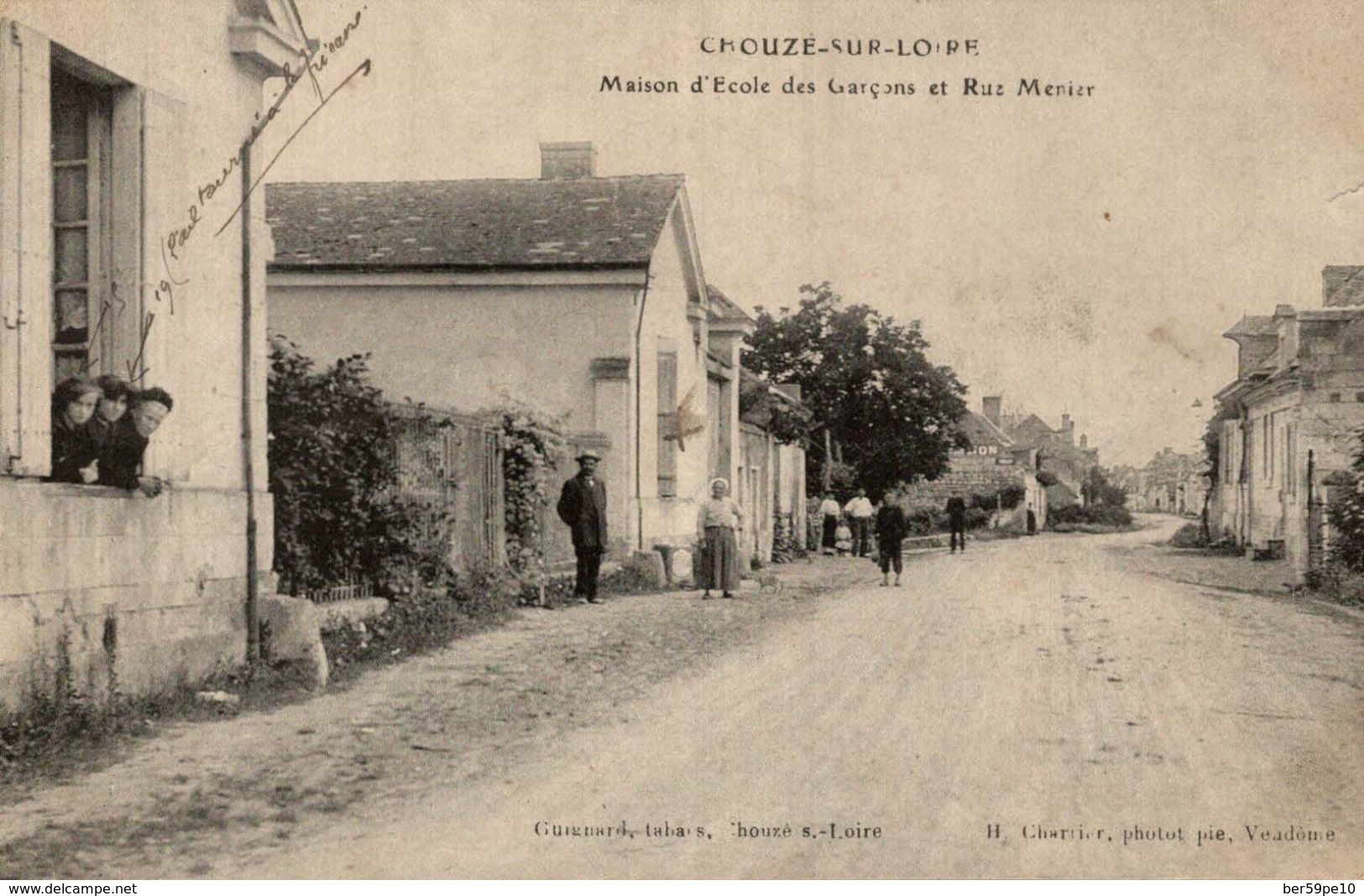 37 CROUZE-SUR-LOIRE MAISON D'ECOLE DES GARCONS ET RUE MENIER - Autres & Non Classés