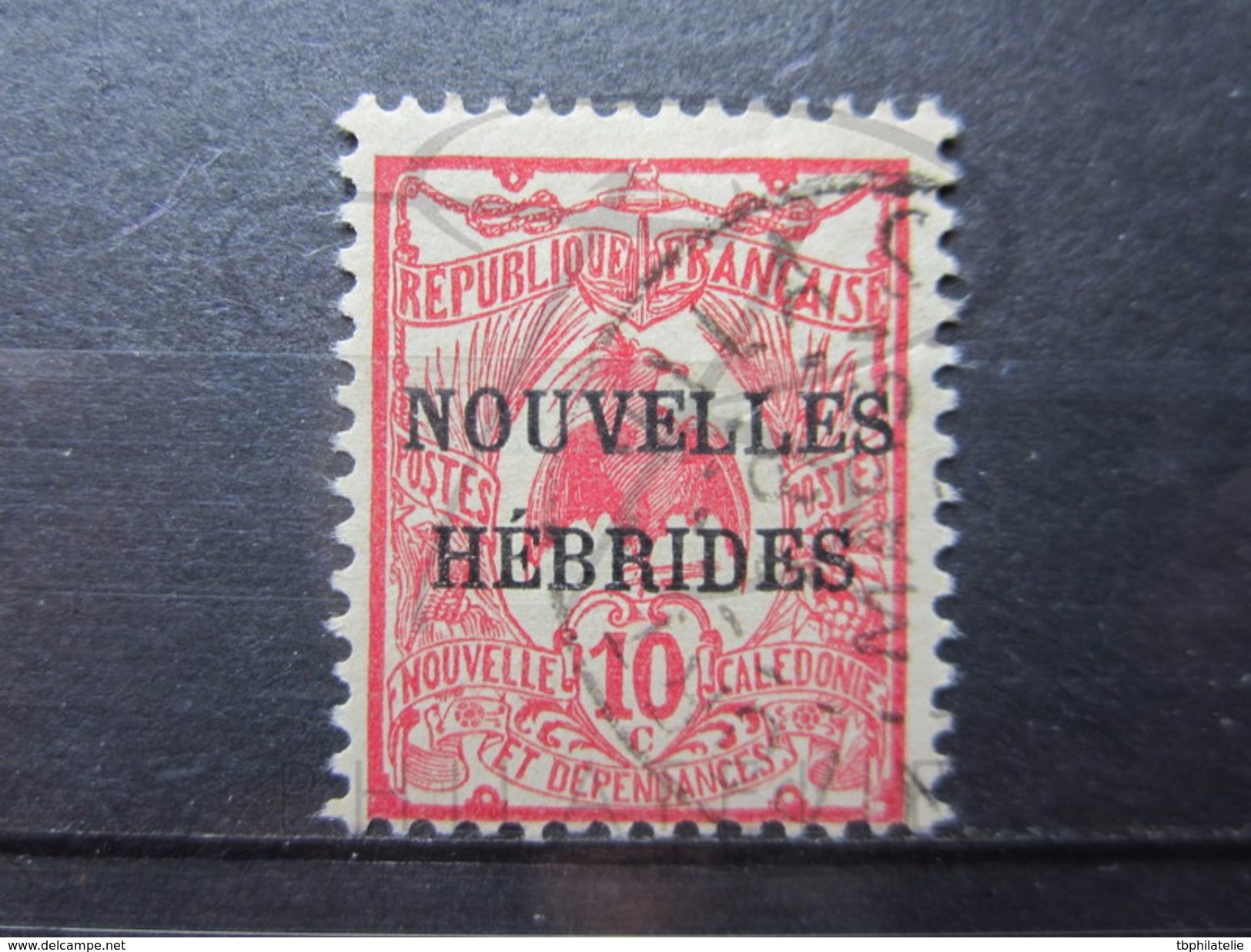 VEND TIMBRE DES NOUVELLES - HEBRIDES N° 2 , OBLITERATION " PORT - VILA " !!! - Used Stamps