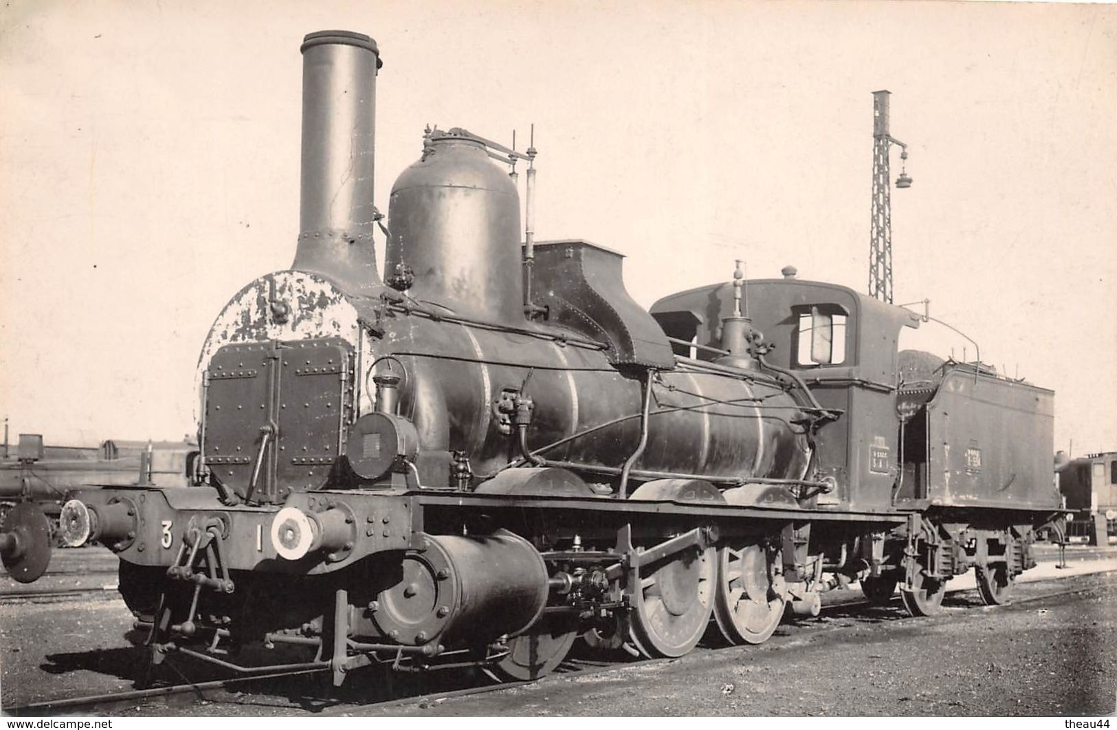 ¤¤  -  Carte-Photo Non Située D'une Locomotive En Gare  -   Train , Chemin De Fer   -  ¤¤ - Matériel