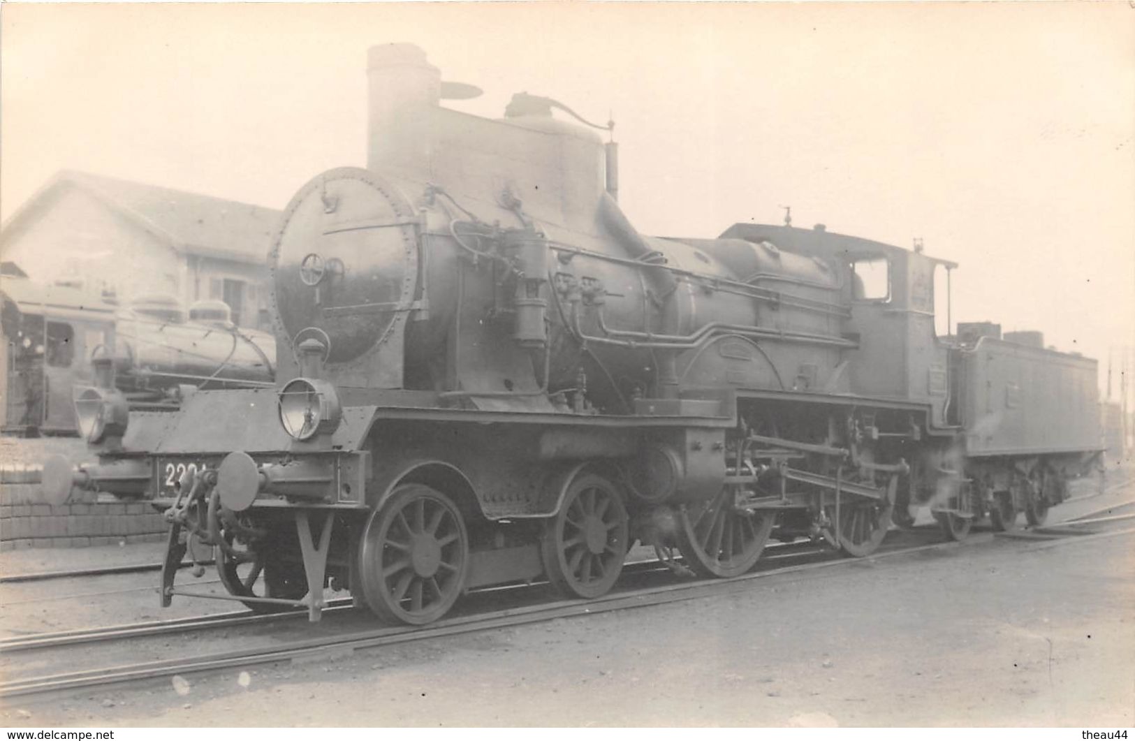 ¤¤  -  Carte-Photo Non Située D'une Locomotive En Gare  -  P.L.M.  -  Train , Chemin De Fer   -  ¤¤ - Matériel