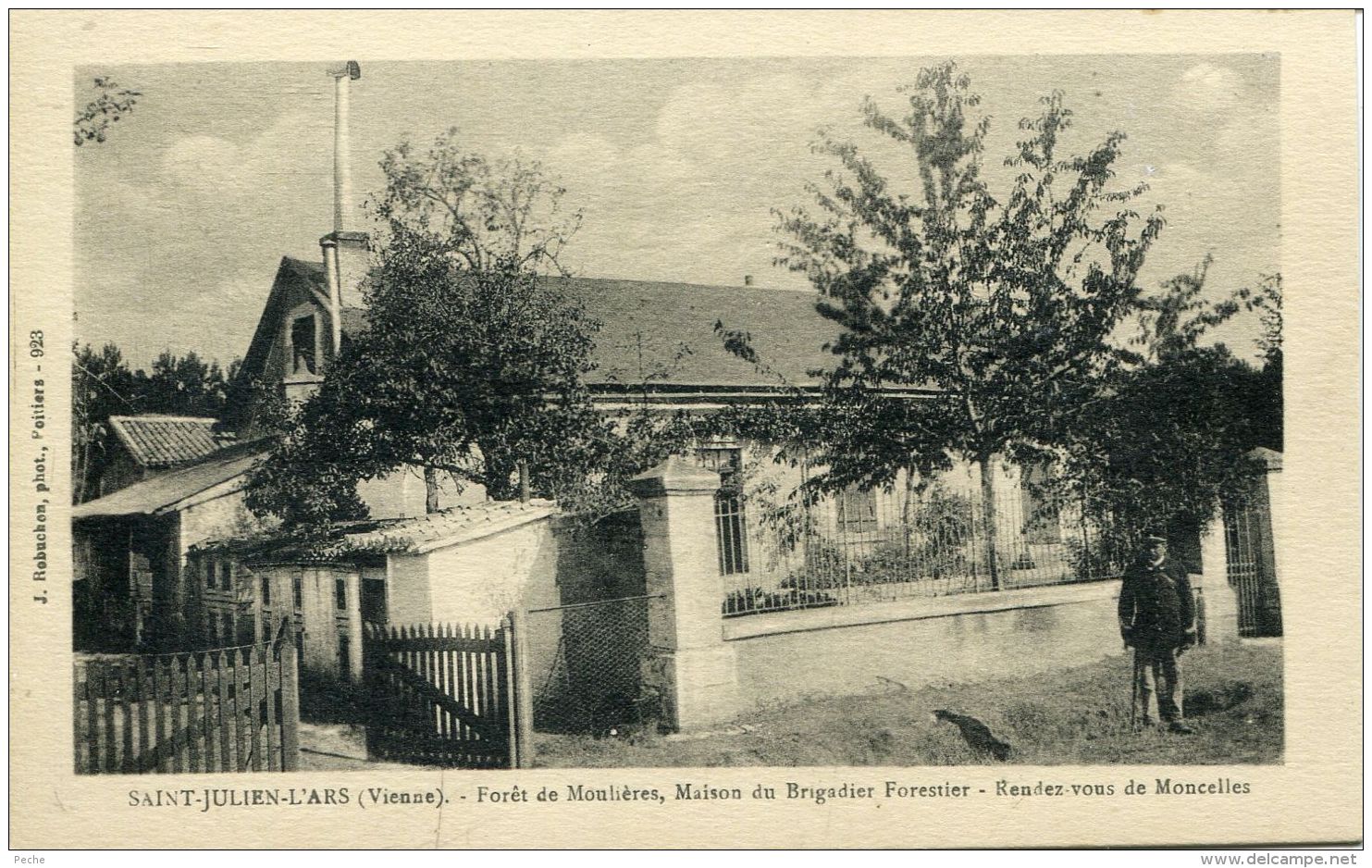N°55955 -cpa Saint Julien L'Ars -maison Du Brigadier Forestier- - Saint Julien L'Ars