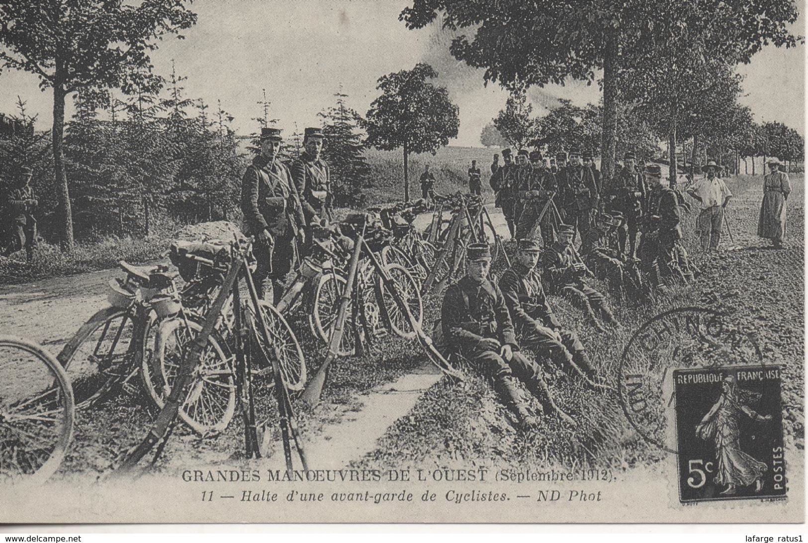 Halte D Une Avant Garde De Cyclistes  Reproduction - Manovre