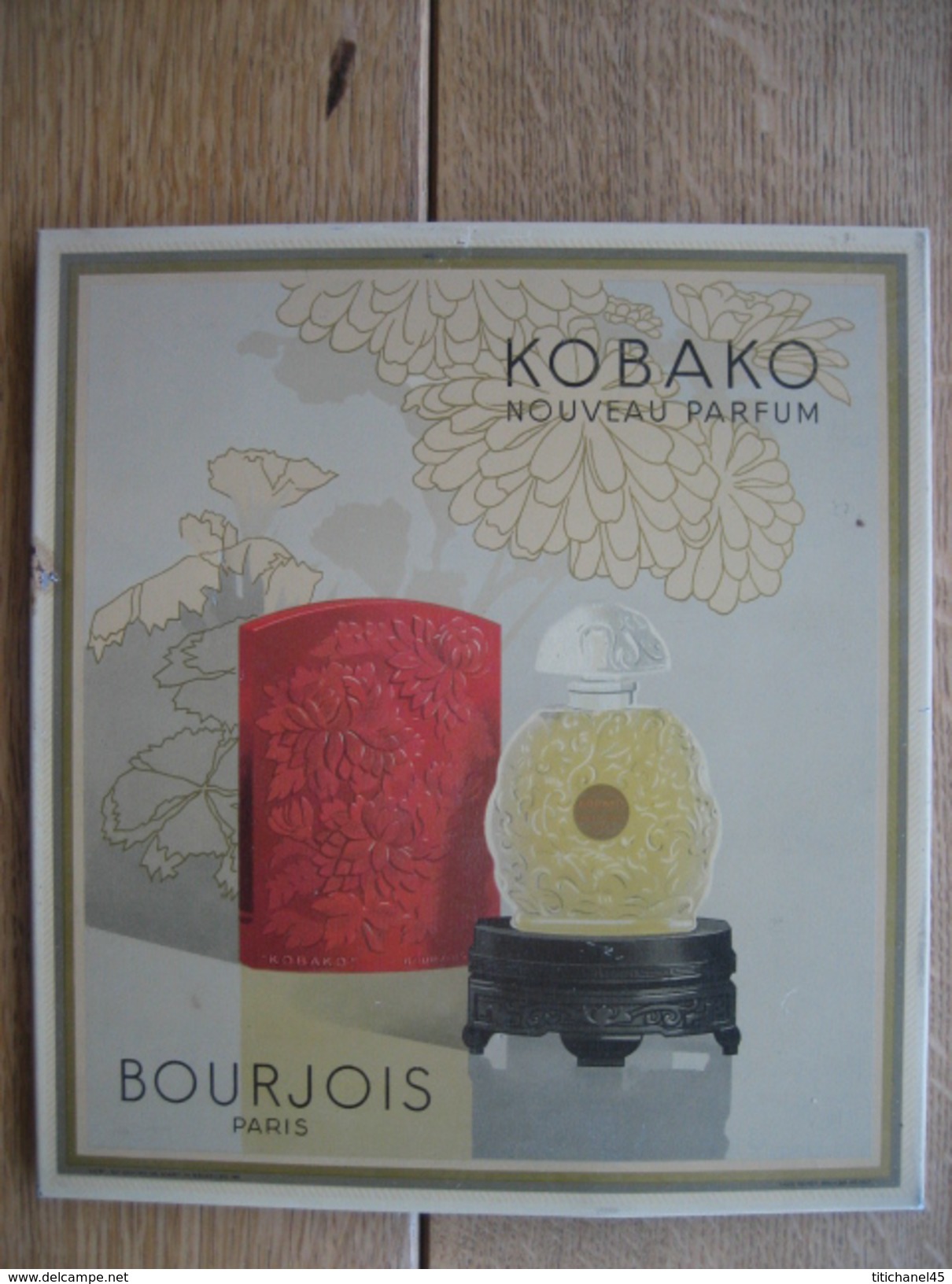 Très Belle Impression Lithographique Sur Tôle Du Parfum KOBAKO De BOURJOIS (années 30) - 22 X 24 Cm - Autres & Non Classés