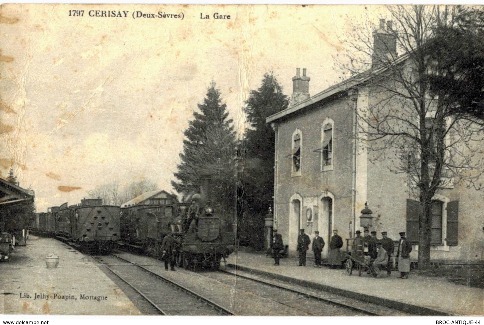 CPA N°9752 - LOT DE 2 CARTES DE CERIZAY - LA GARE + MULTIVUES - ABIMEES LES DEUX - Cerizay