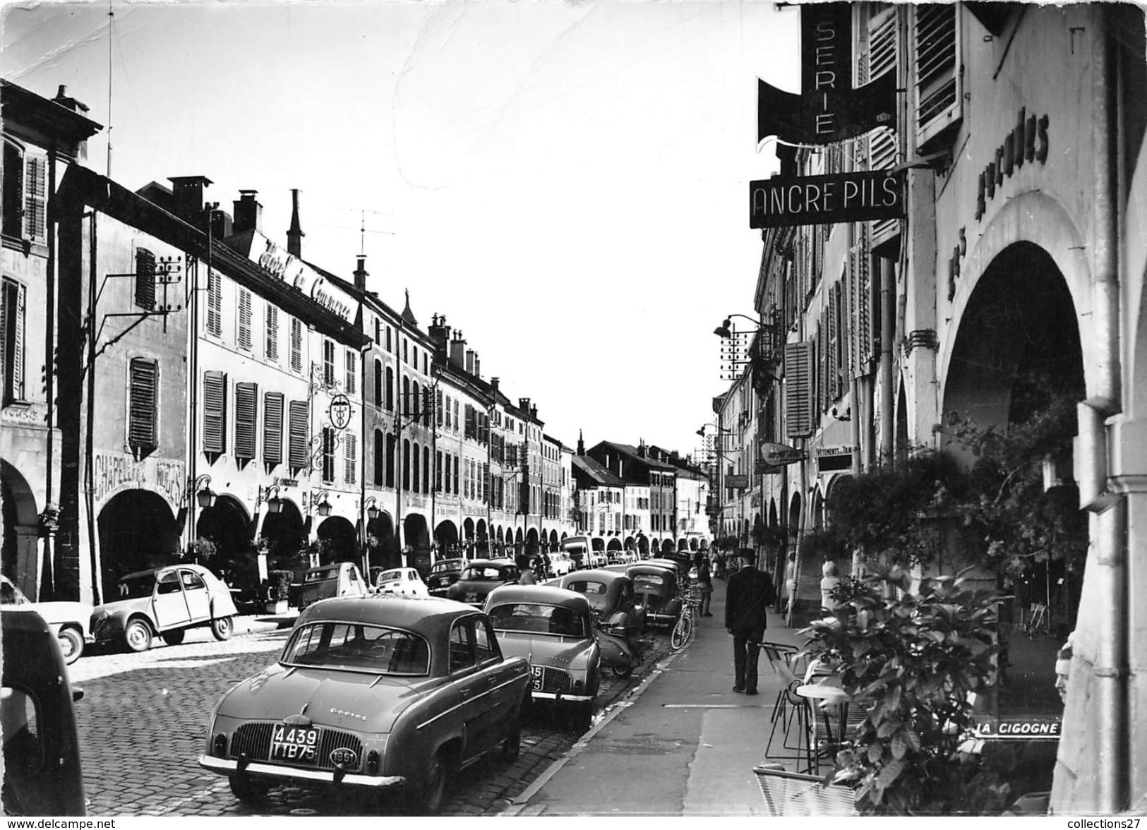 88-REMIREMONT- LES ARCADES FLEURIES - Remiremont