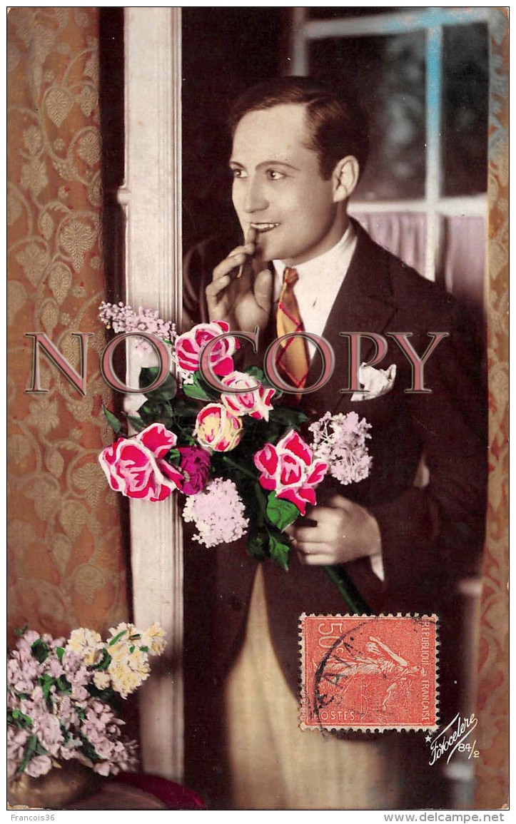 CPA Fantaisie - Homme Avec Bouquet De Fleurs - Surprise - Männer