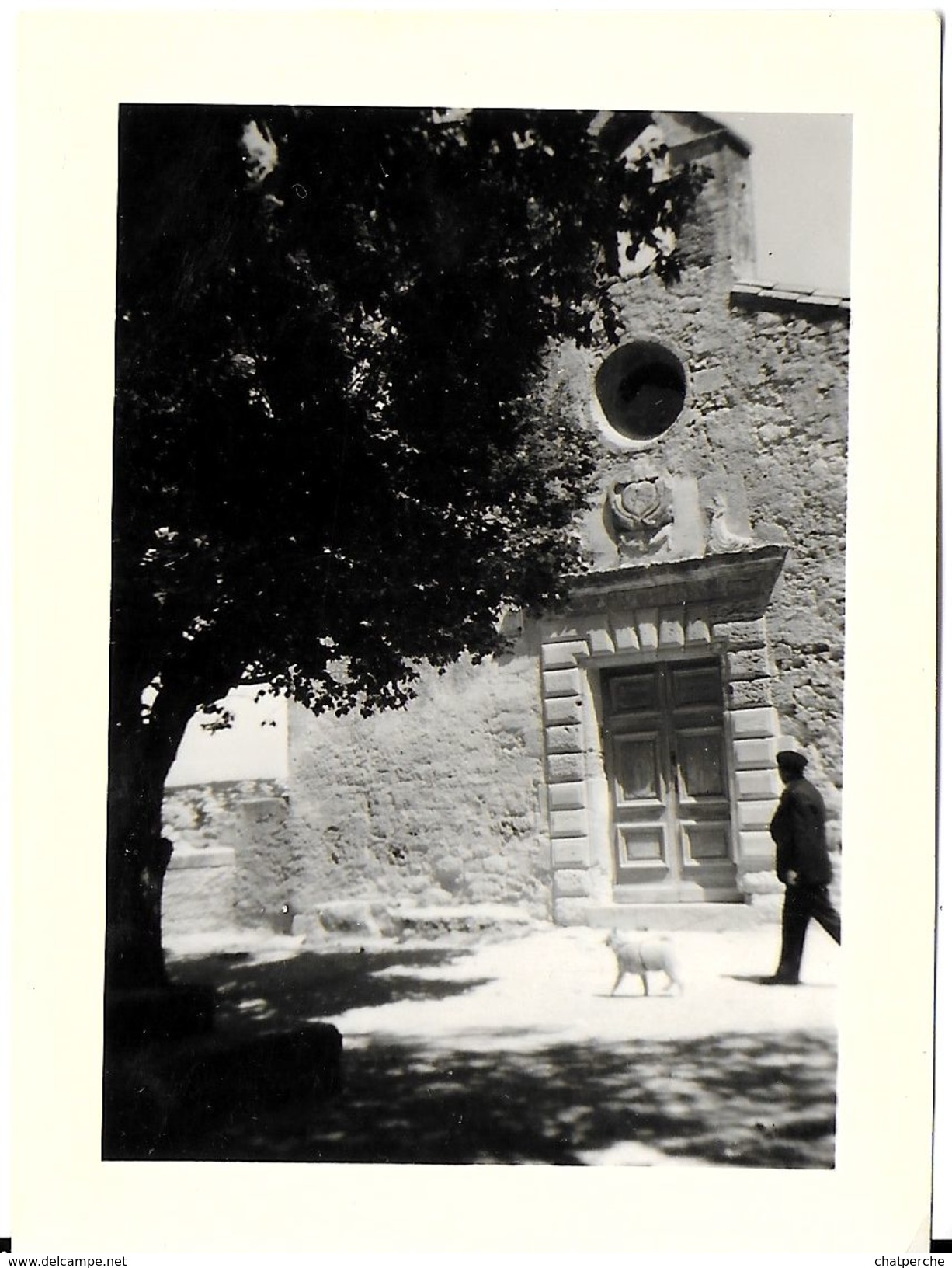 PHOTO PHOTOGRAPHIE LIEUX  LES BAUX DE PROVENCE 13 BOUCHES DU RHONE  FACADE CHAPELLE - Lieux