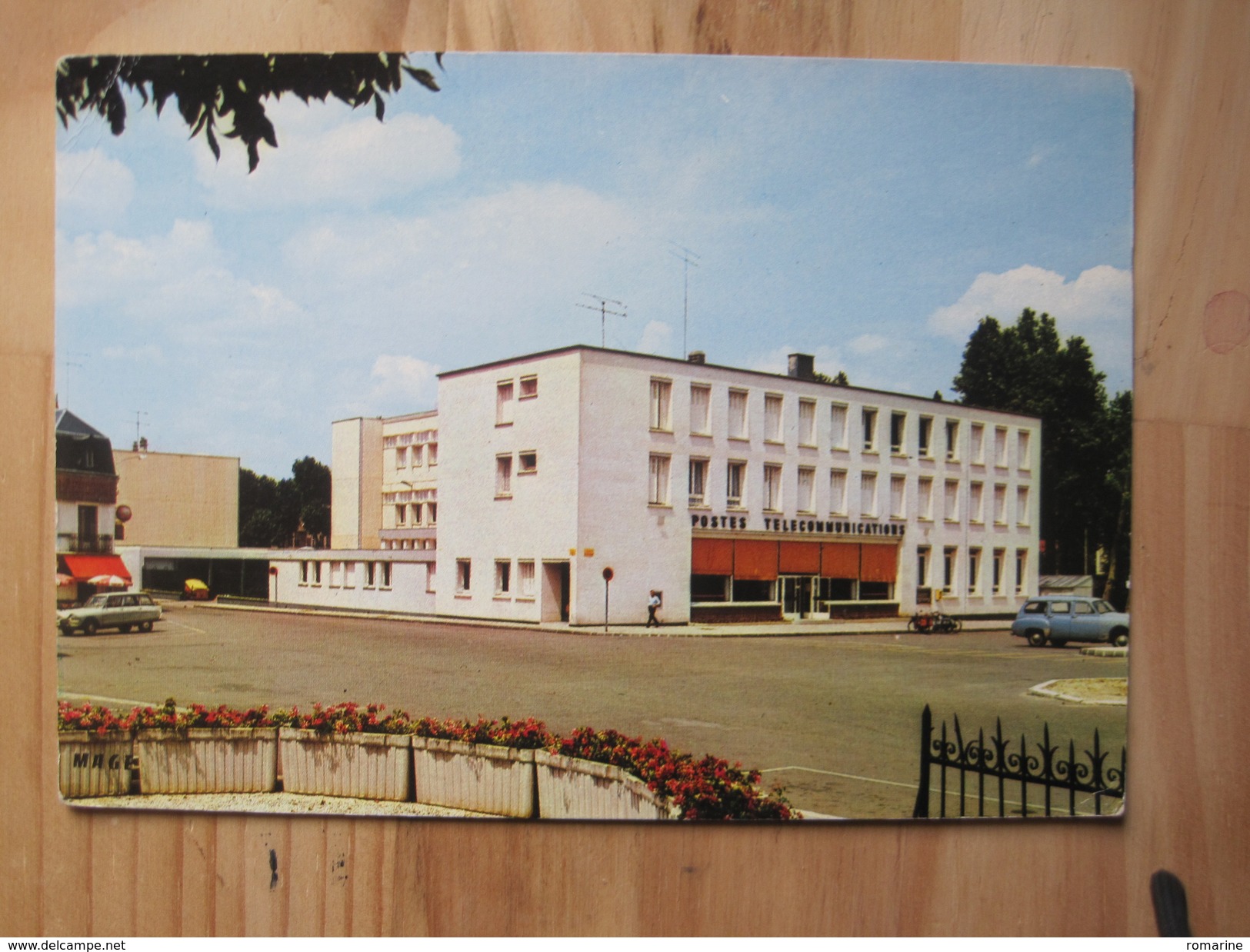 Montargis - La Poste - Montargis