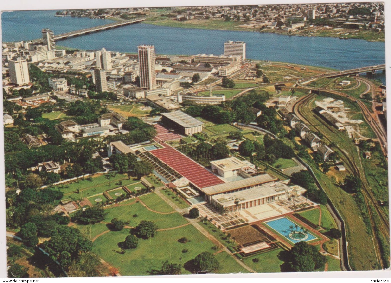 Afrique,africa,COTE D'IVOIRE,ex COLONIE FRANCAISE,ABIDJAN,PISCINE,HOTEL,PALAIS DE LA PRESIDENCE,VUE AERIENNE - Ivoorkust