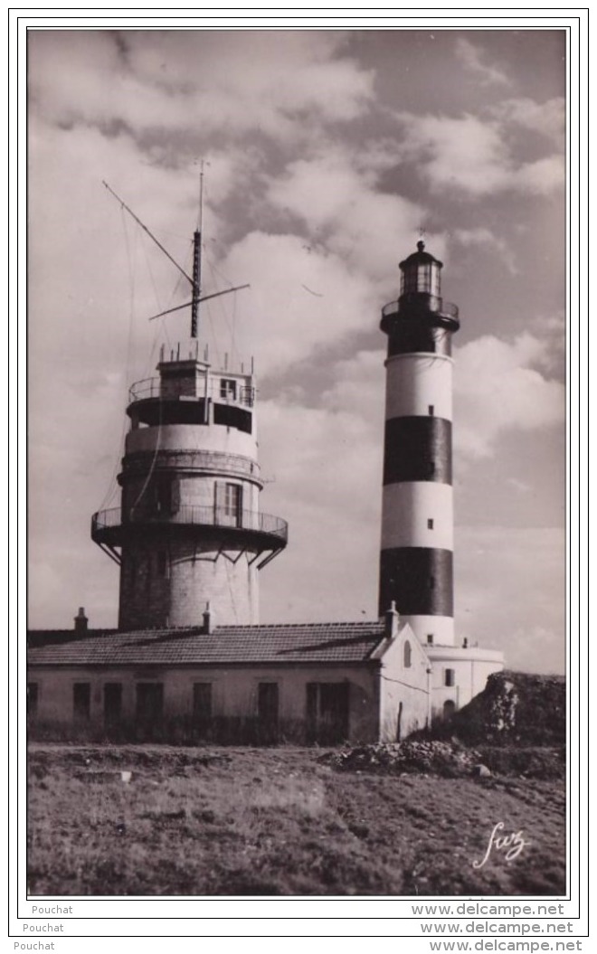 17) Ile D&acute; Oléron (Charente Maritime) Chassiron - Phare Et Sémaphore - Ile D'Oléron