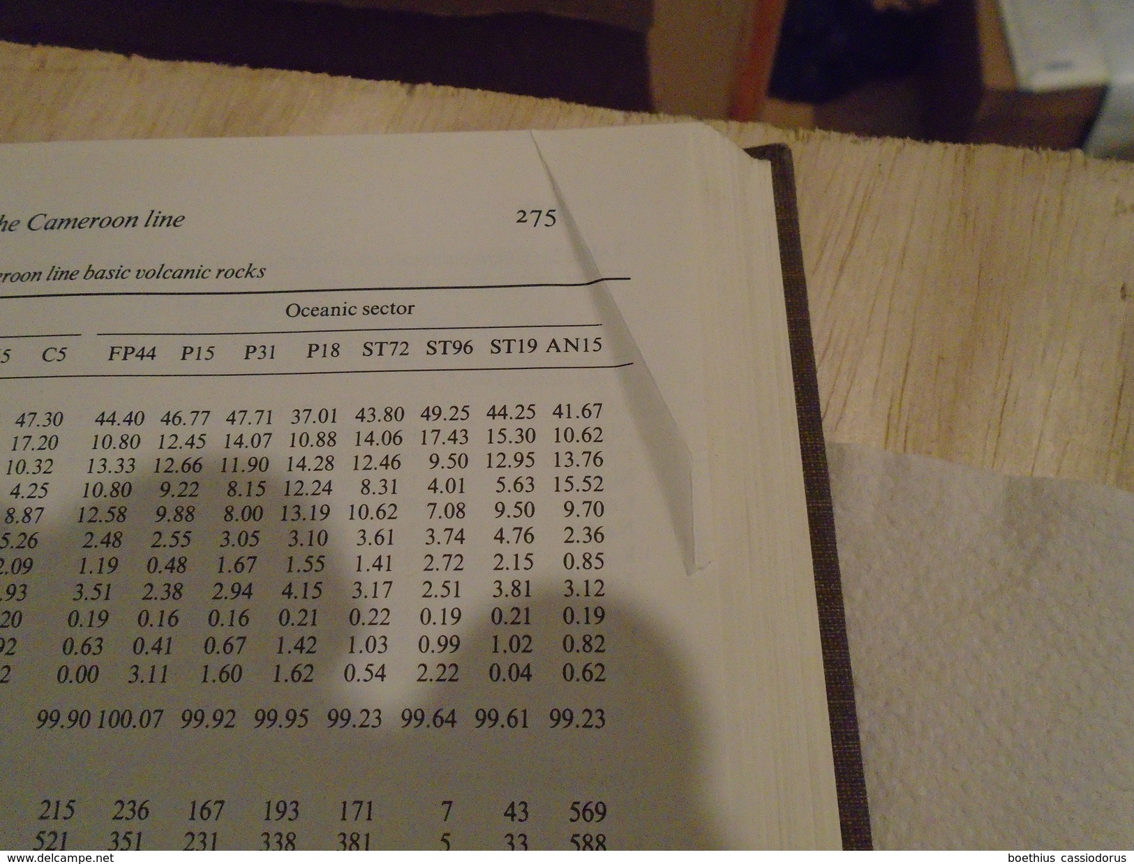 VOLCANOLOGIE ALKALINE IGNEOUS ROCKS  Edited BY J.G. FITTON BGJ. UPTON Geological Society Special Publication N° 30 1987