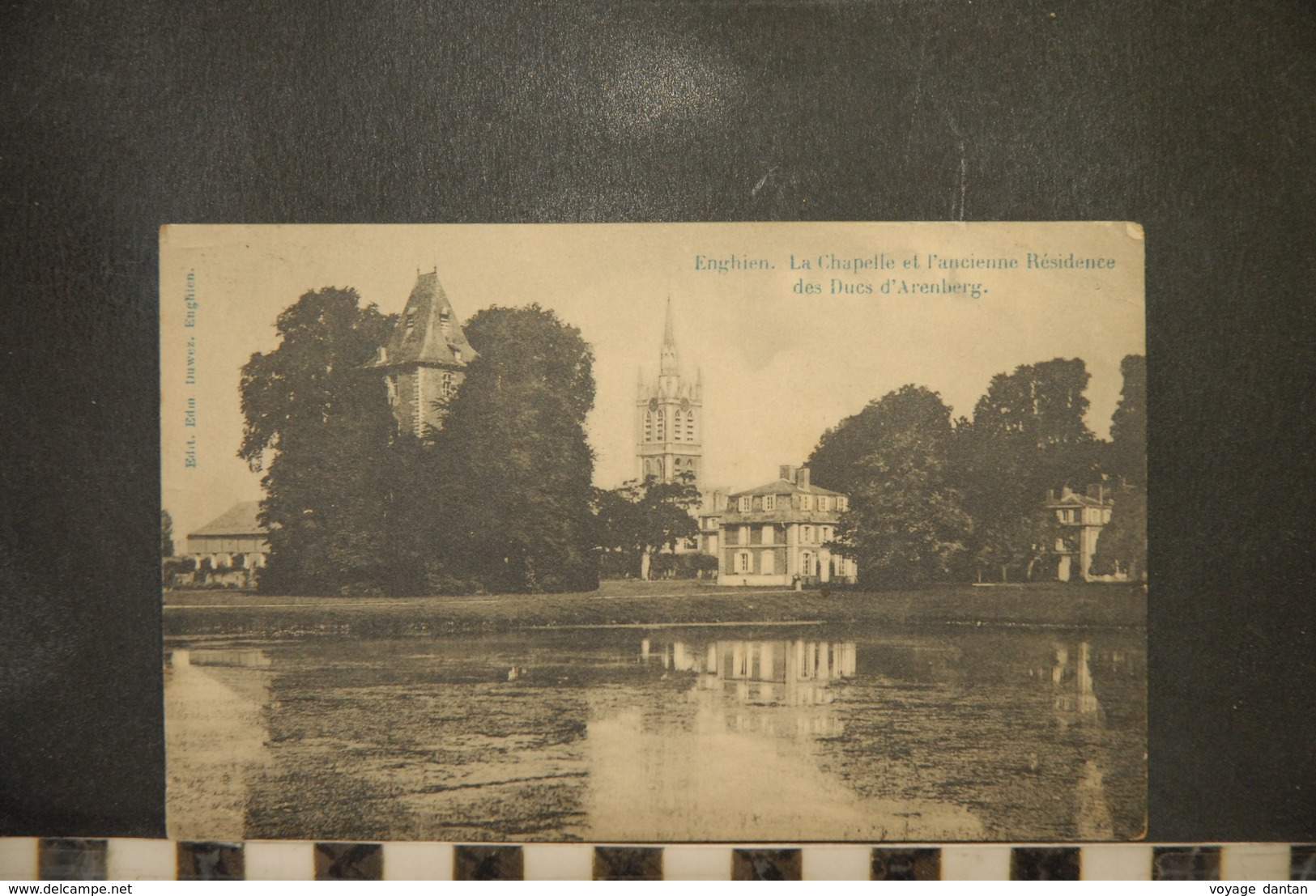 CP, BELGIQUE, Enghien - Parc Du Duc D'Arenberg - La Chapelle Et L'ancienne Résidence Des Ducs D'Arenberg - Enghien - Edingen