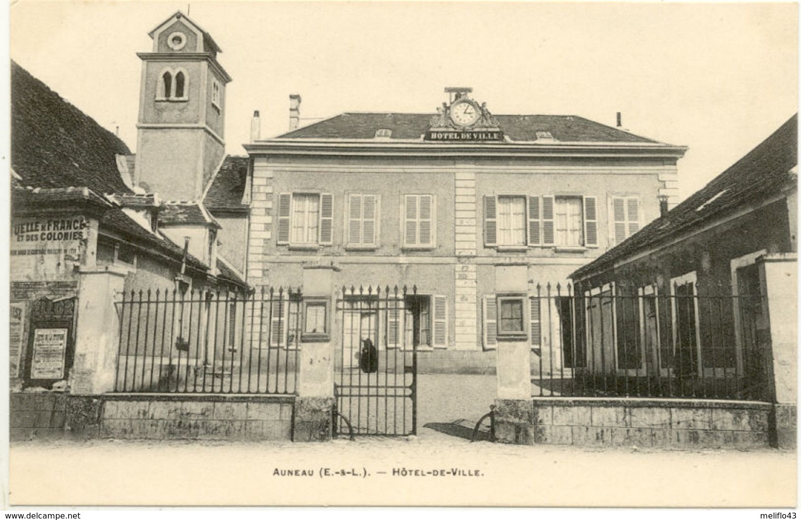 28/CPA 1900 - Auneau - Hotel De Ville - Auneau