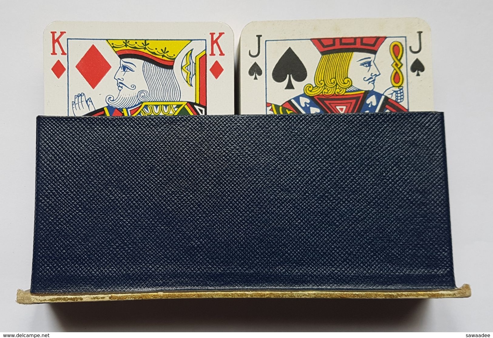 COFFRET - JEU DE CARTE - AIR FRANCE - 2 X 54 CARTES - DOS ROUGE ET DOS BLEU - EMBOITAGE CARTONNE - ANNE 60/70 - Jeux De Cartes