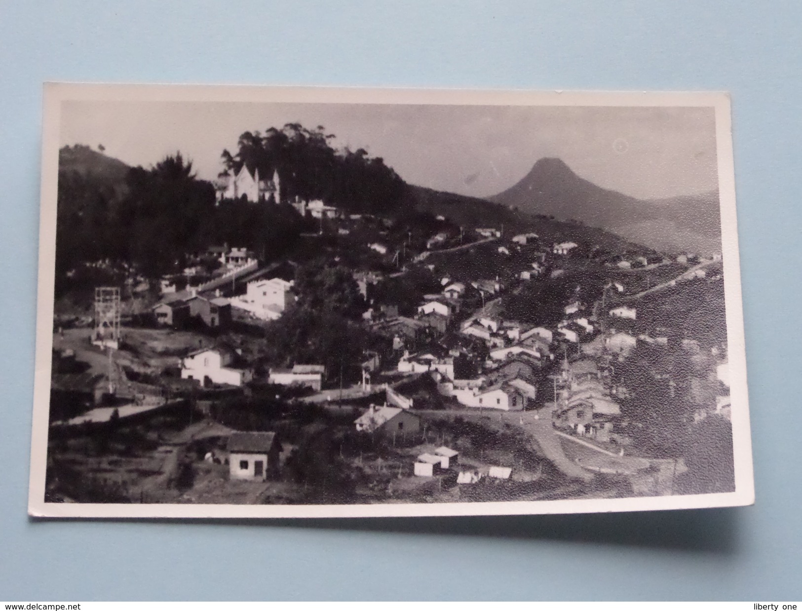 KODAIKANAL ( Detail O.a. : Sacred Heart Church & St. John's Convent ) Anno 19?? ( Details Zie Foto ) ! - Plaatsen