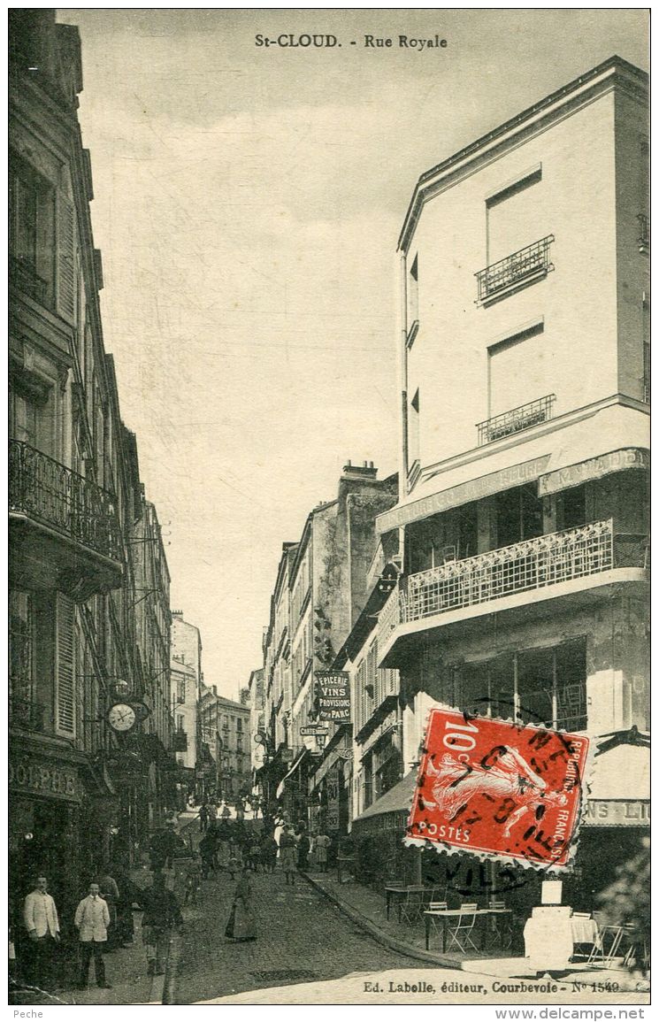 N°56220 -cpa Saint Cloud -rue Royale- - Saint Cloud