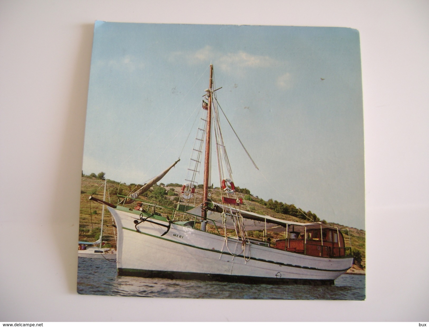 Motonave MERI     STAMPS   JUGOSLAVIA     NAVE    BATEAUX    BATEAU  FORMATO  12 X 12 - Hausboote