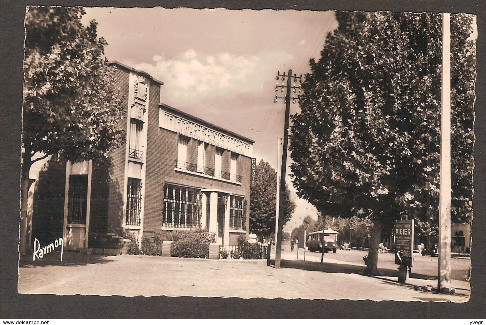 - RARE - 892 - MONTROUGE ( Seine 92 ) La Poste Du Quartier De La Vache Noire ( Vieux Bus ) - Poste & Facteurs