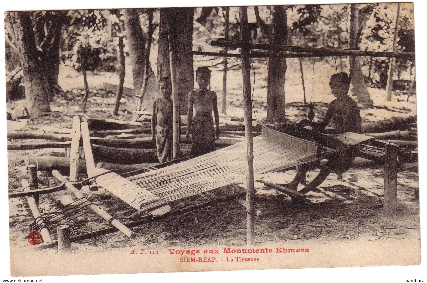 SIEM-REAP  - Voyage Aux Monuments Khmers -  La Tisseuse - Cambodge