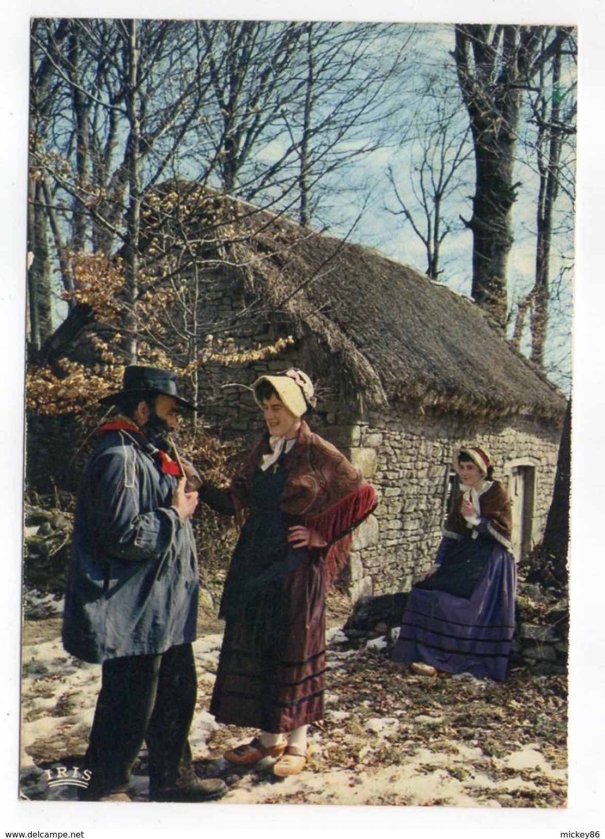 En LIMOUSIN---La Causette (animée, Costumes Et Coiffes) - Limousin