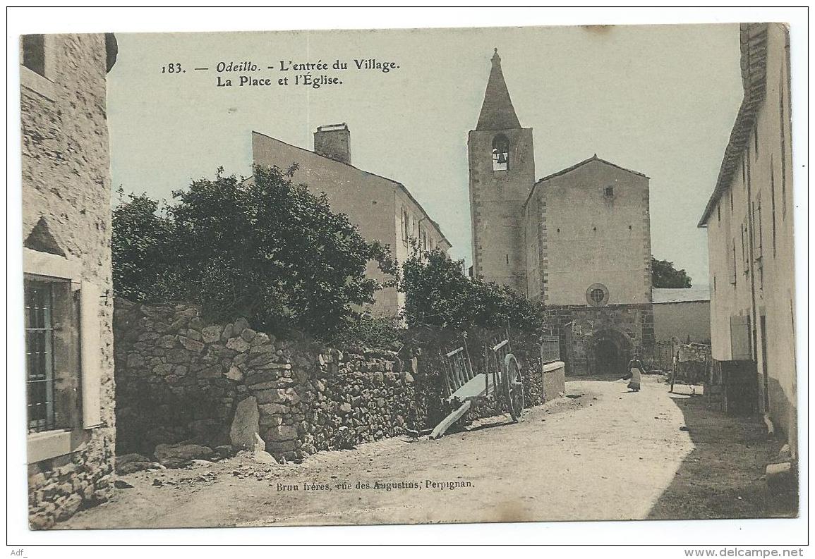 CPA ODEILLO, L'ENTREE DU VILLAGE, LA PLACE ET L'EGLISE, PYRENEES ORIENTALES 66 - Autres & Non Classés