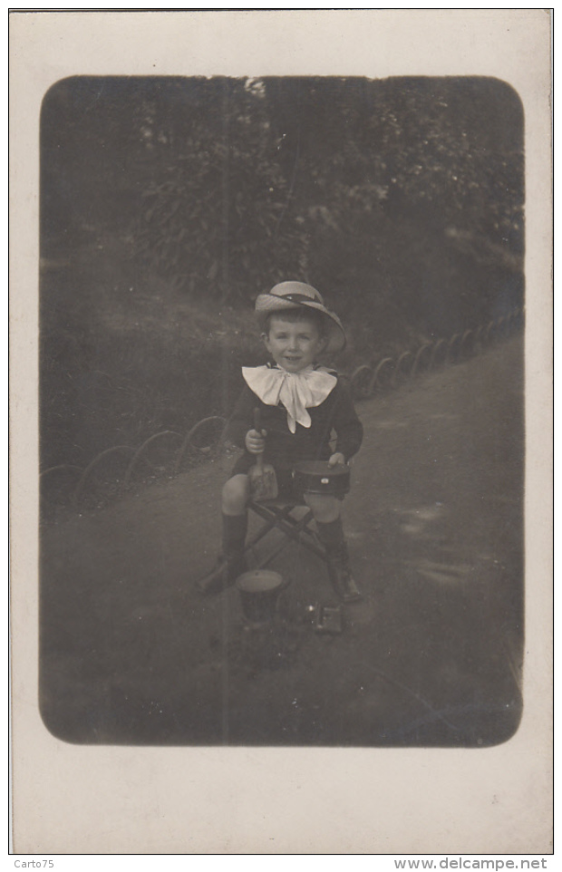 Photographie - Carte-Photo - Enfants Garçon Jouets - Parc Paris - Photographs