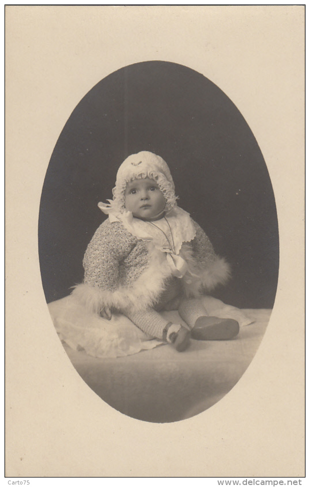 Photographie - Carte-Photo - Bébé Fille - Photographe George Rue Lecourbe Paris - Photographie