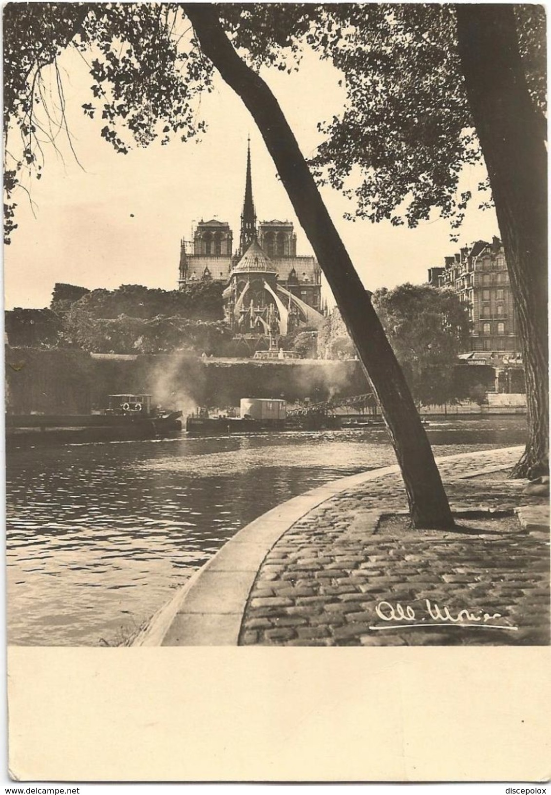 X119 Paris - Notre Dame - Vue Du Quai D'Orleans - Barche Boats Bateaux / Viaggiata 1966 - Notre Dame De Paris