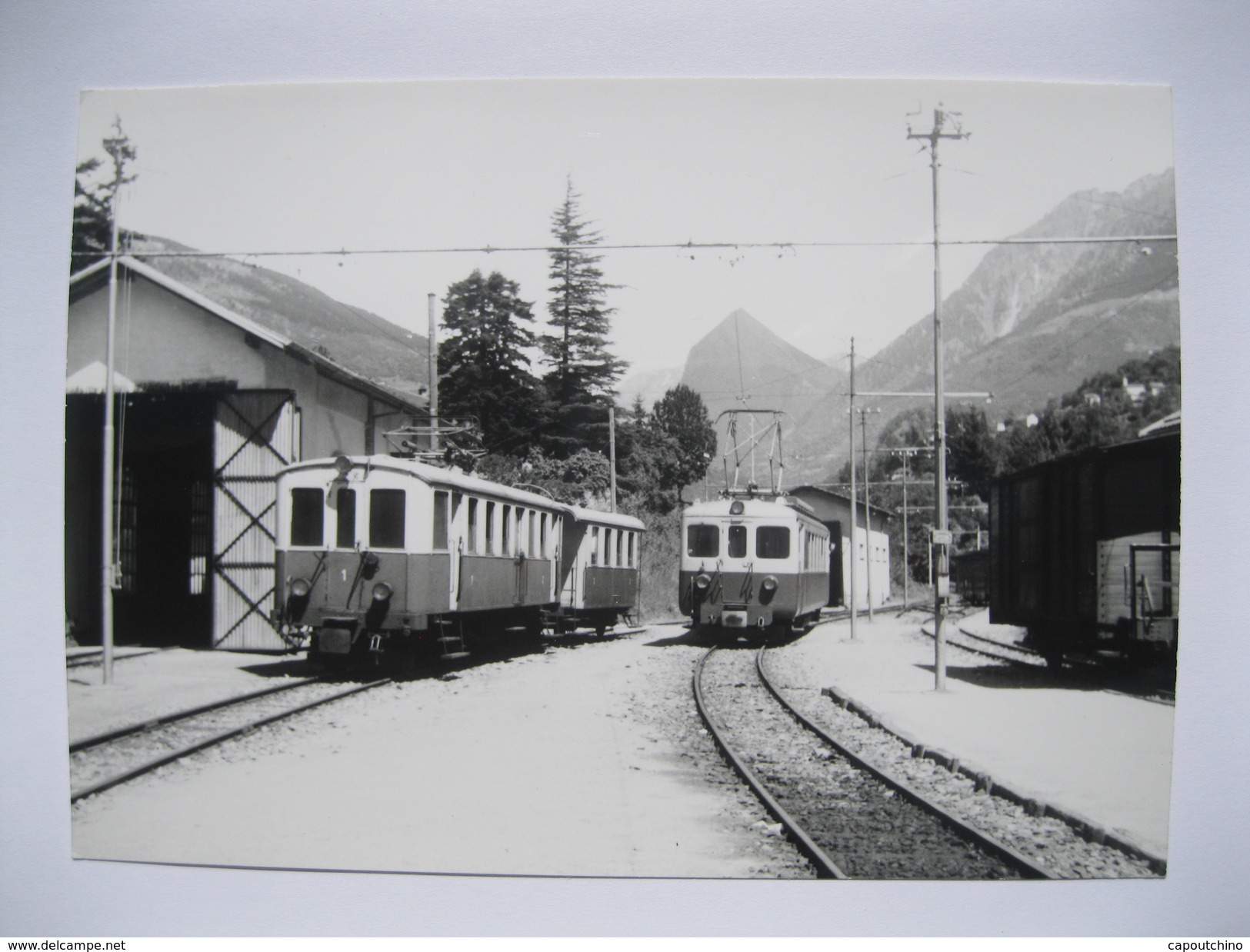 Lot de 46 Cartes  TRAMWAY  LOCOMOTIVE  TRAIN   "FERROVIEW"   C.P. 122   1870 Monthey