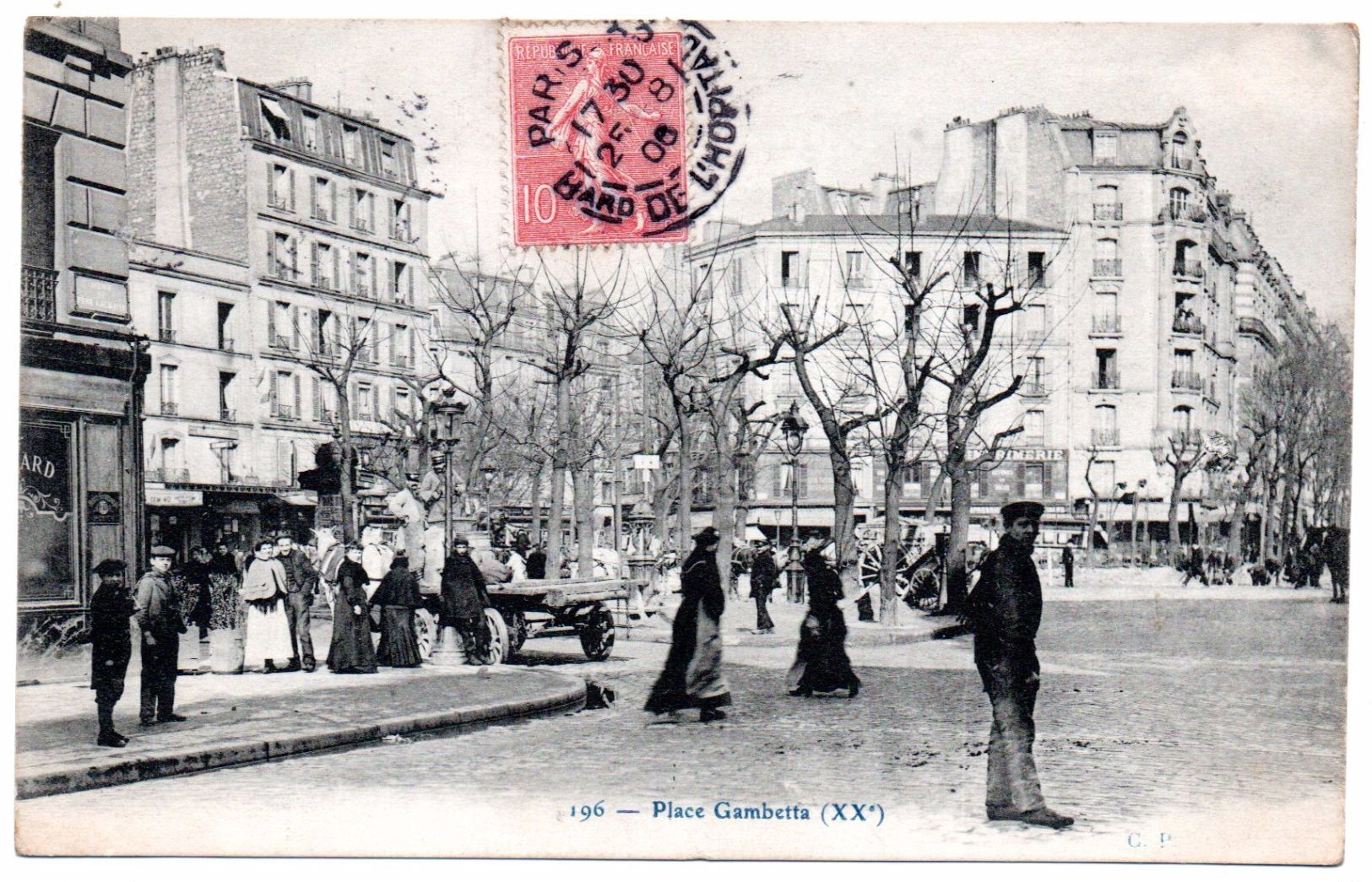 75 - PARIS - Place Gambetta - Très Animée - - Arrondissement: 20