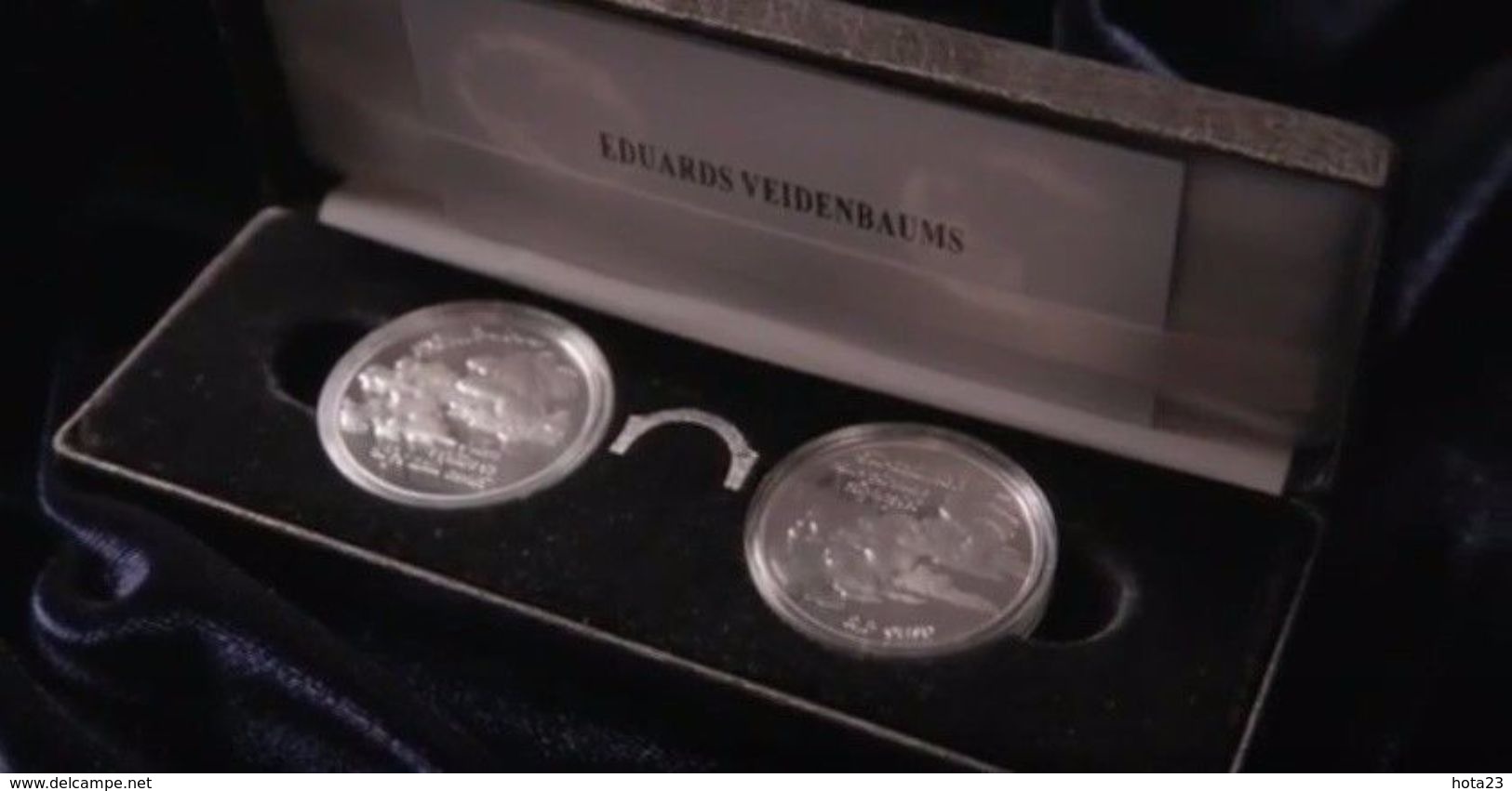 Feet In The Snow And Glasses 2.5 Euro X 2 Eduards Veidenbaums 2017 Latvia Lettland Silver Coins PROOF  2 Coins One Lot - Latvia