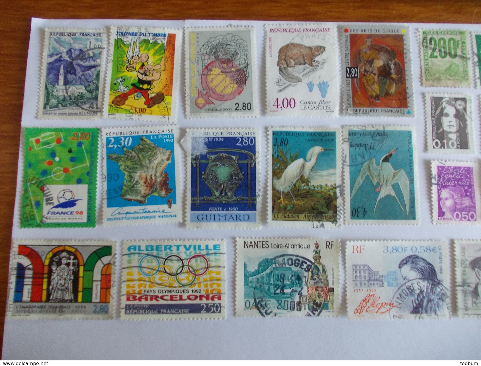 TIMBRE France Lot De 30 Timbres à Identifier Asterix - Mezclas (max 999 Sellos)