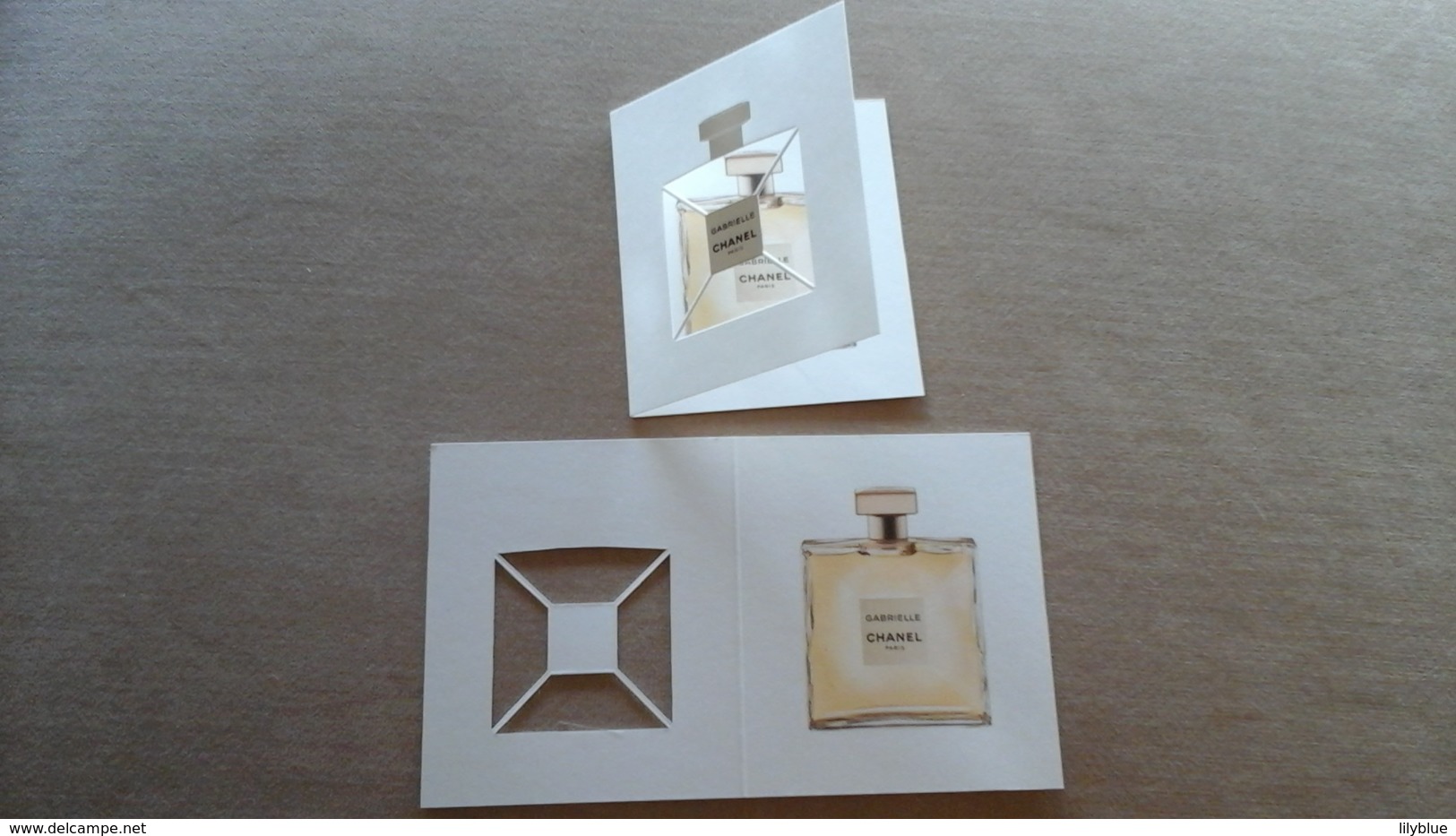 CHANEL :GABRIELLE   Superbe Carte  2 Volets;  Fermé/ouvert - Modern (from 1961)