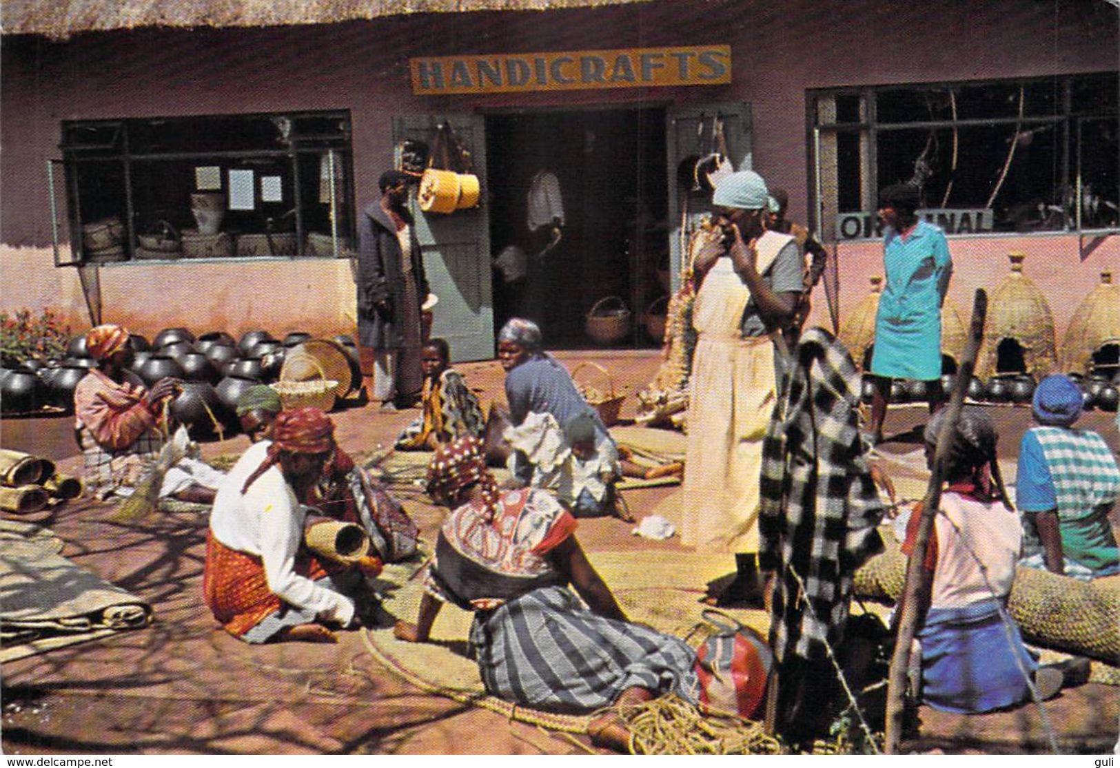 Afrique-  SWAZILAND Buying-in Day At Handicraft Market At Manzini (Honey Hill Photo G.Hosack  N°H.H 57) *PRIX FIXE - Swaziland