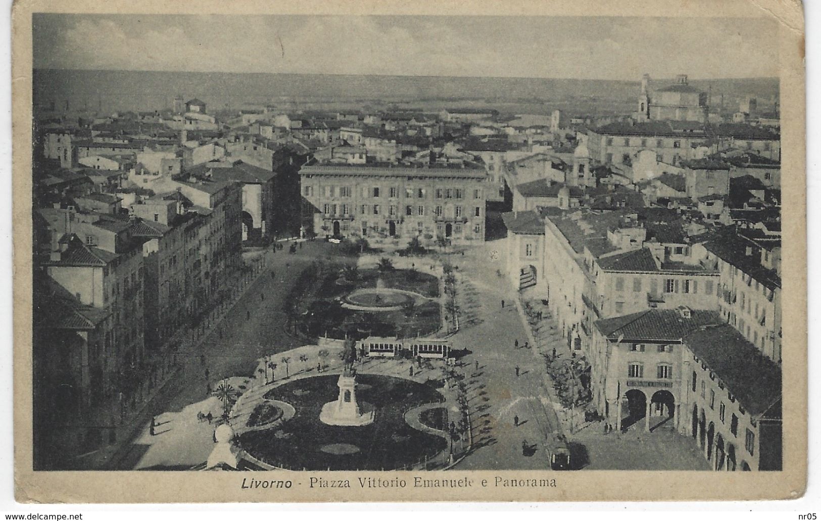 CPA ITALIE ( Europe ) - LIVORNO - Plazza Vittorio  Emmanuele E Panorama - Livorno