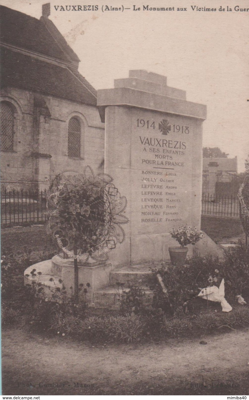 VAUXREZIS - Le Monument Aux Victimes De La Guerre - - Autres & Non Classés