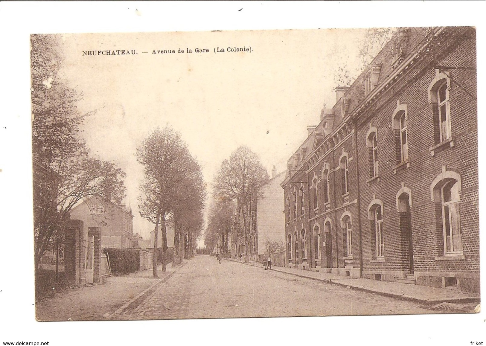 - 1543 -   NEUFCHATEAU  Avenue De La Gare - Neufchâteau
