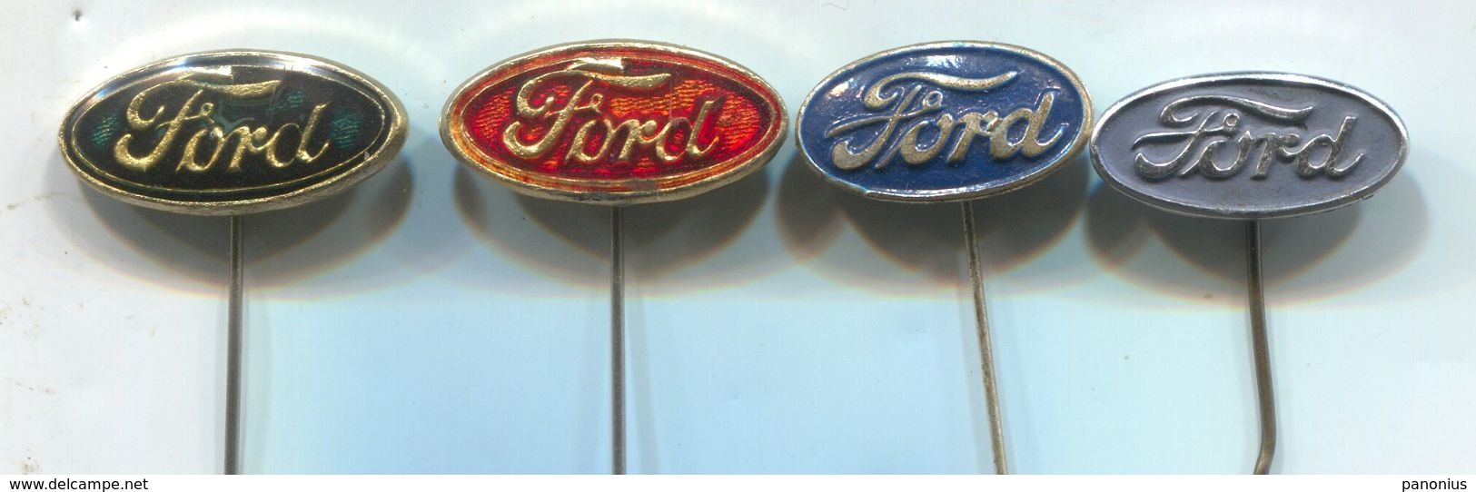 FORD -  Car, Auto, Automotive,  Vintage Pin Badge, Abzeichen, 4 Pcs - Ford