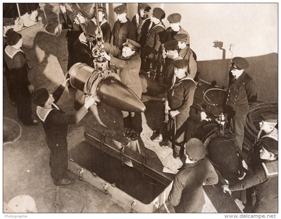 WWI Marine Britannique Entrainement Sur Navire De Guerre Marins Anciennt Photo 1914-1918 - War, Military