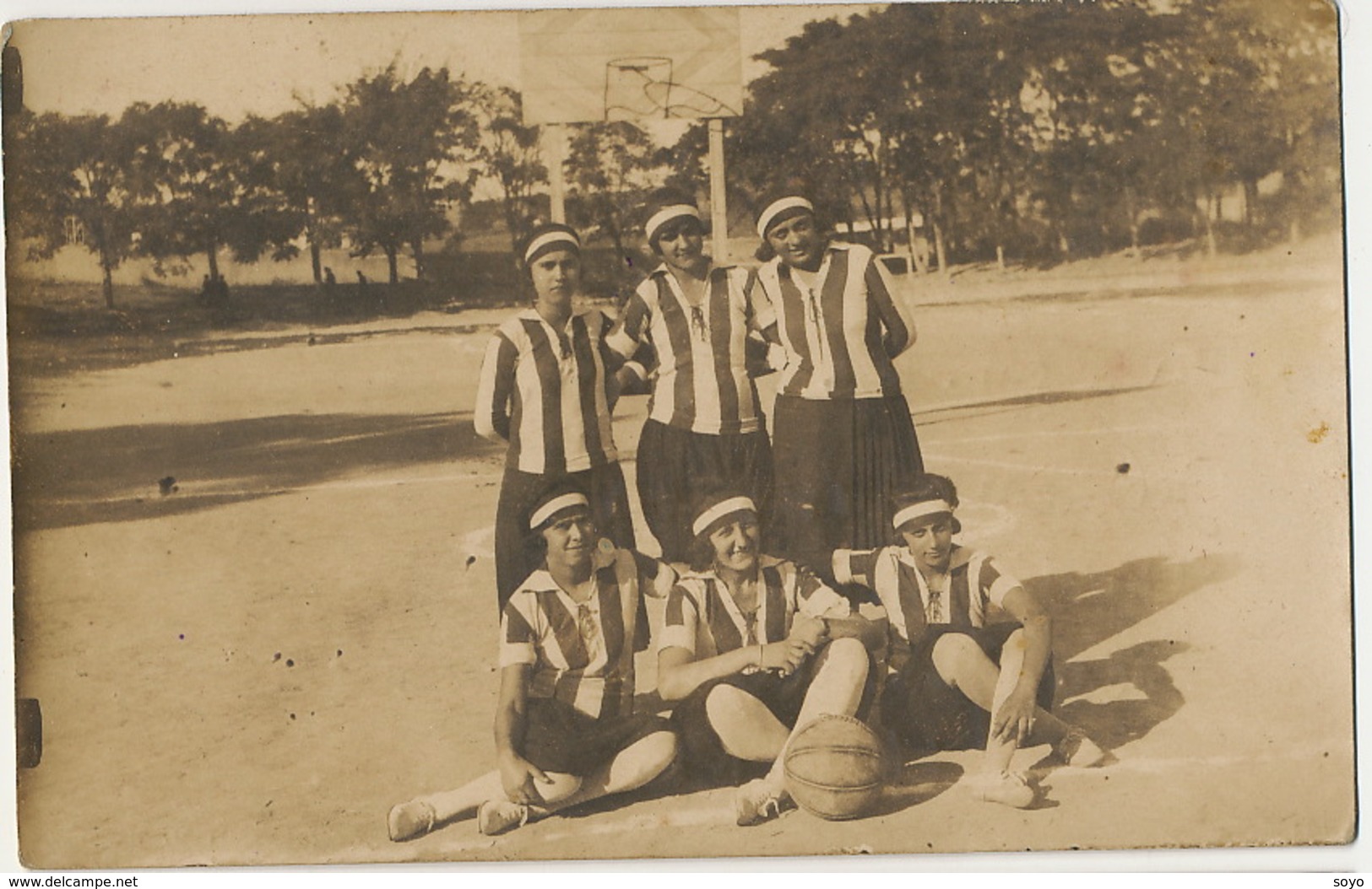 Real Photo Basket Ball Players Women Team  " Tica " Club Varna Bulgaria - Baloncesto